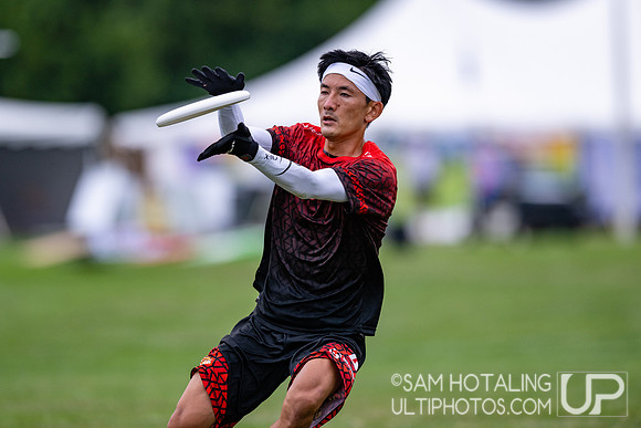 GOAT vs Nomadic Tribe in pool play at World Ultimate Club Championships