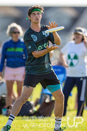 Day 2 of the USA Ultimate D-I College Championships