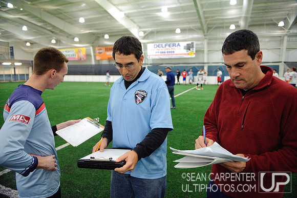 Garnet Valley, PA: Players vying for a spot on Major League Ultimate's Philadelphia Spinners test their skills at the first 2014 combine, Sunday, January 5 2014.