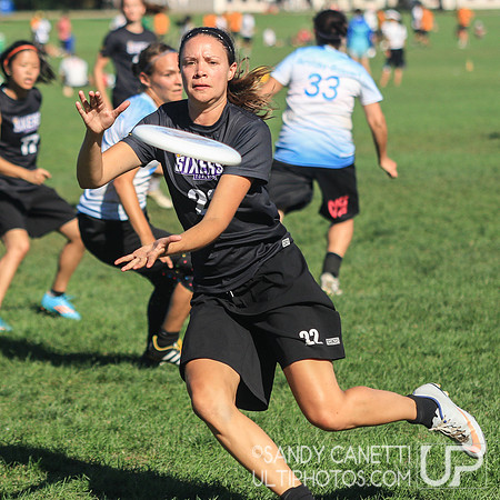 Sunday Action - 2016 USAU Northeast Regionals