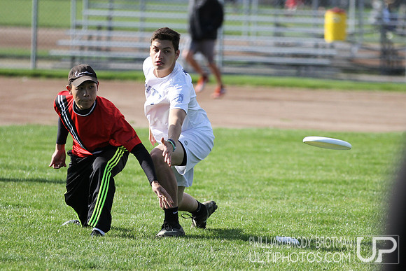 Saturday Action - USA Ultimate 2014 College Division I Ohio Valley Regional Tournament