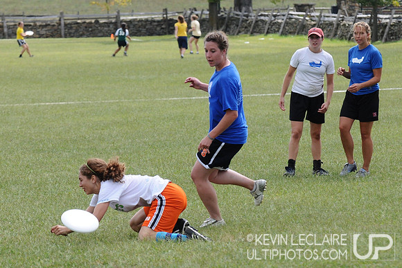 Sunday Women's Division - Dirty Ladies A v. Dirty Ladies B - 2009 Capital Sectionals