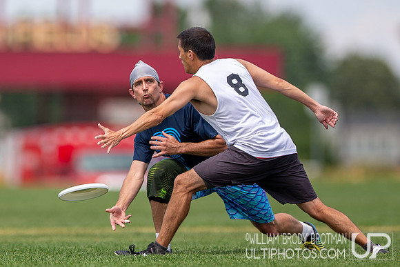 Day 2 of the USA Ultimate Masters Championships