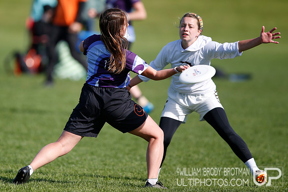 Day 2 of USA Ultimate 2022 D-III College Championships