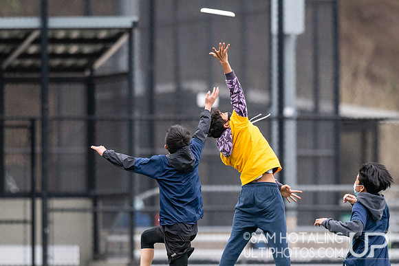 Youth ultimate frisbee at Seven Hills Invite