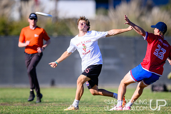 Doublewide vs Shrimp during Club Championships at Surf Cup Sports Park