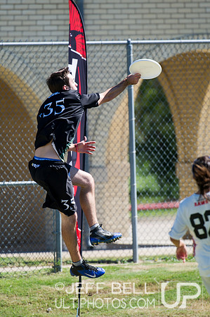 USAU_Nationals_2013_Saturday_20131019_132553_JBP8614
