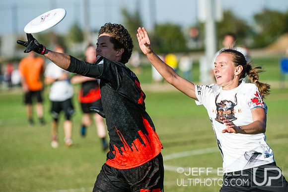 USAU_Nationals_2013_Thursday_20131017_171306_JBP2533