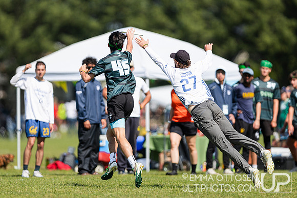 Sunday Highlights from USAU D-I College Championships