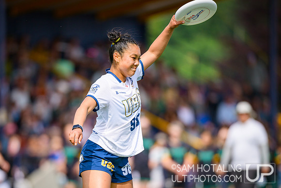 Highlights: semifinals at USAU D-I College Championships