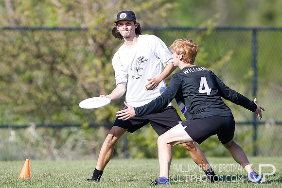 Day 3 of USA Ultimate 2022 D-III College Championships