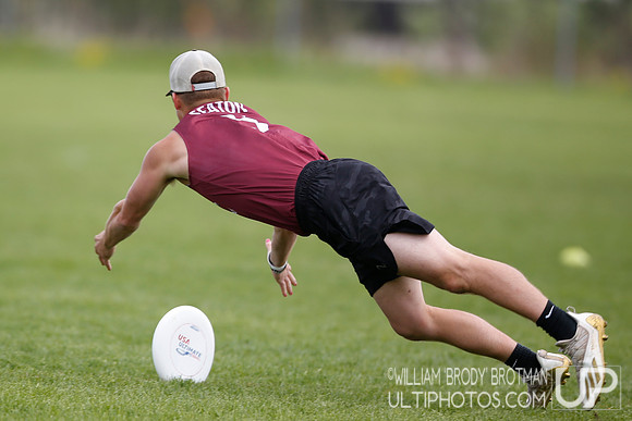 Day 2 of USA Ultimate 2022 D-III College Championships