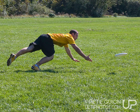 Sunday Round 2 Action -- 2011 Hucks off the Hilltop