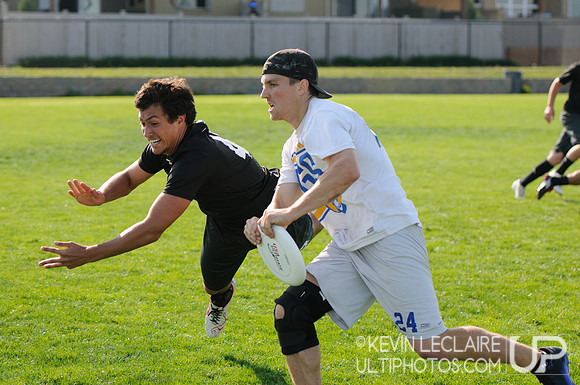 2012 USAU D-I College Championships Friday Action