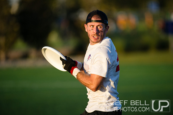 USAU_Nationals_2013_Thursday_20131017_182549_JBP2723