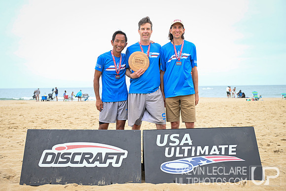 Merica GGM Men's 2nd Place Team Photo - 2025 Beach Championships