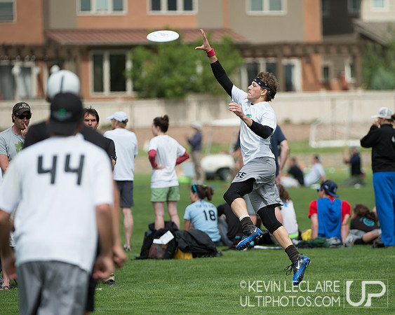 2012 USAU D-I College Championships Friday Action