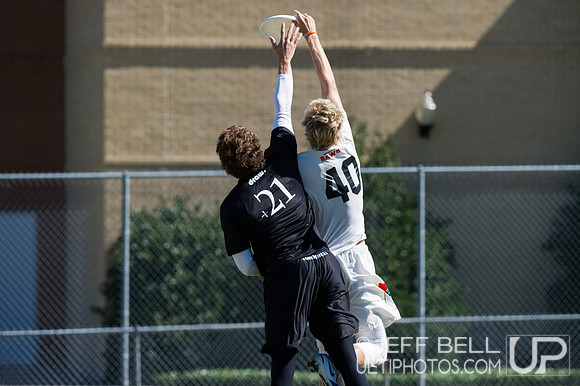 USAU_Nationals_2013_Saturday_20131019_134512_JBP8782