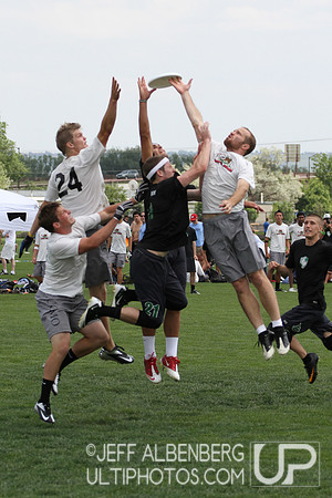 Friday Open Division action from 2012 College Nationals