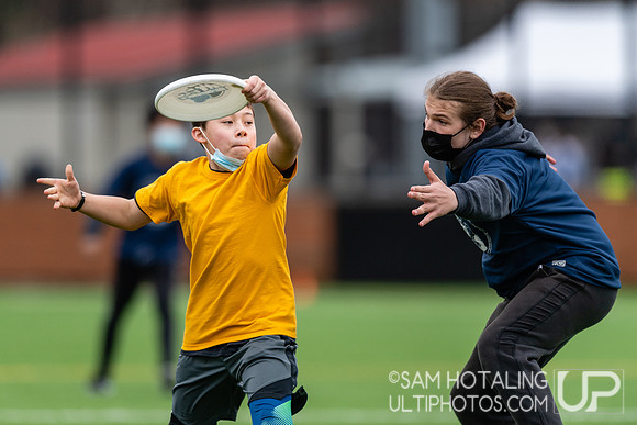 Youth ultimate frisbee at Seven Hills Invite