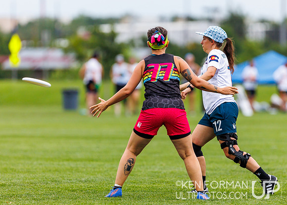 Hot Flash vs. Molly Grey