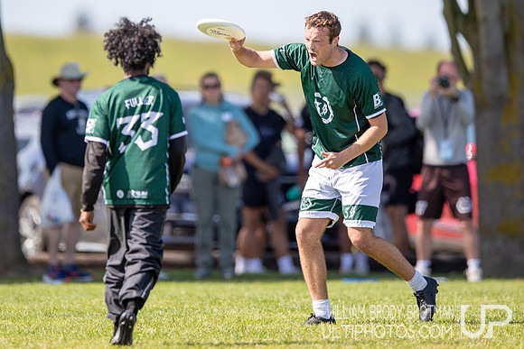 Day 2 of the USA Ultimate D-I College Championships
