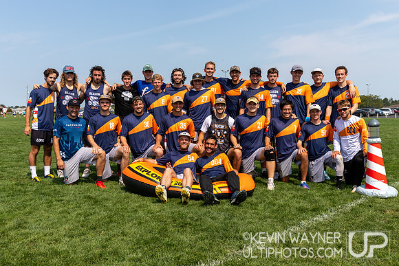 Beacon Team Photo - Select Flight Invite 2024