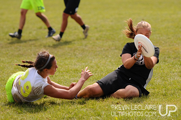 2010 UPA High School Girls Eastern Championship Finals -- Amherst vs. YHB