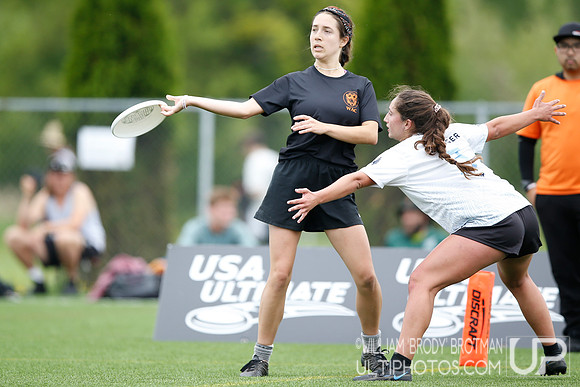 Day 1 of USA Ultimate 2022 D-III College Championships