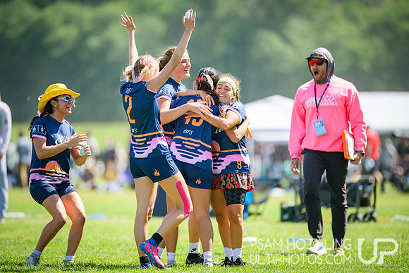 Saturday pool play at USAU D-I College Championships