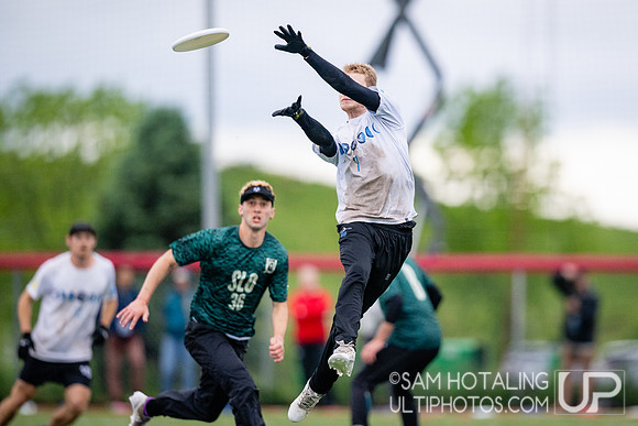 Semifinals at USAU DI College Championships