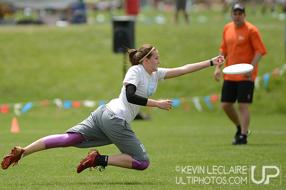 2012 USAU D-I College Championships Sunday Action