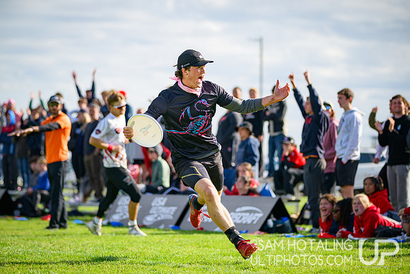 Sunday highlights from USAU D-III College Championships