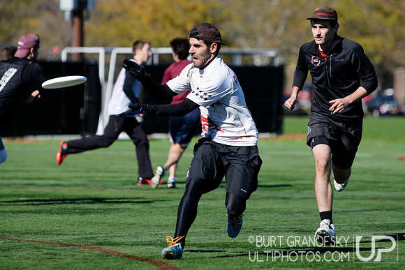 Redline vs Elite Alumni Game - Harvard Ultimate 40th Reunion