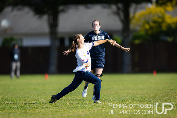 Saturday full coverage from USAU D-I College Championships, UC Santa Cruz vs UC Davis