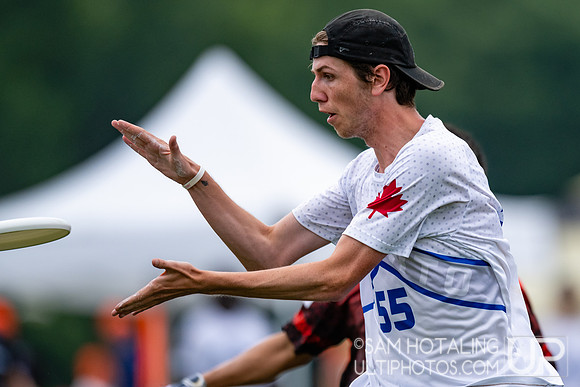 GOAT vs Nomadic Tribe in pool play at World Ultimate Club Championships