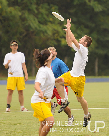 Sunday action at 2010 Capital Mixed Sectionals.