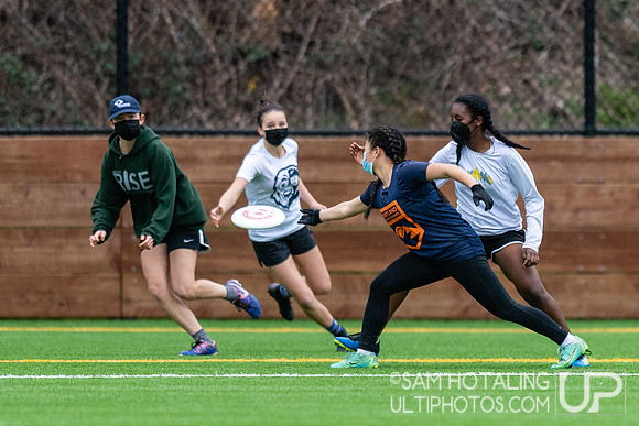 Youth ultimate frisbee at Seven Hills Invite