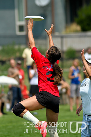 2012 USAU D-I College Championships Saturday Round 2 Action