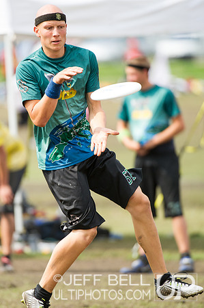wucc2014_day7_20140808_110945_JBP00855