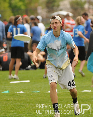 Saturday 12:30pm round -- 2011 USAU College Championships
