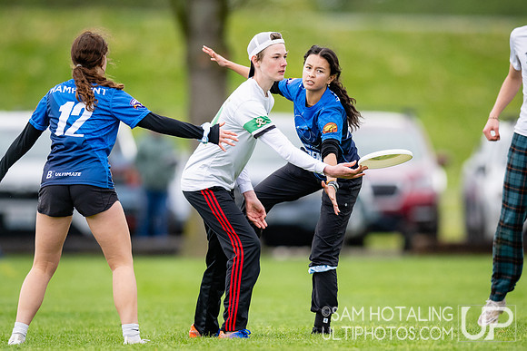Pool play round III at DiscNW Spring Reign
