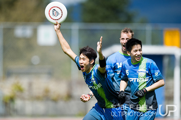 Riptide_Flamethrowers_20140427_140625_JBP01065