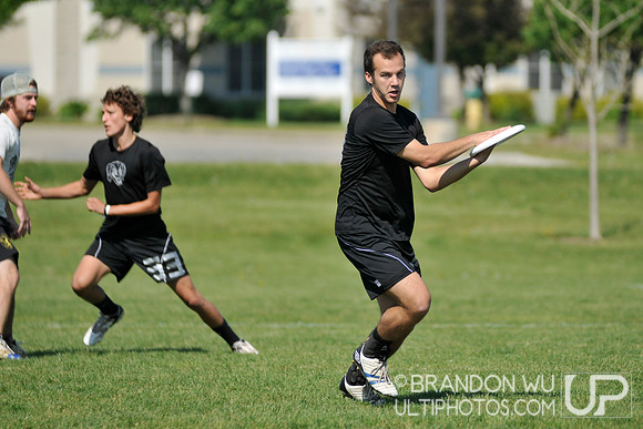 Saturday Open Pool Play & Crossovers - 2012 USAU D-III College Championships