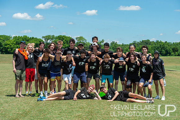 HB-Woodlawn Panda Ultimate Team Photo - HSNI 2022