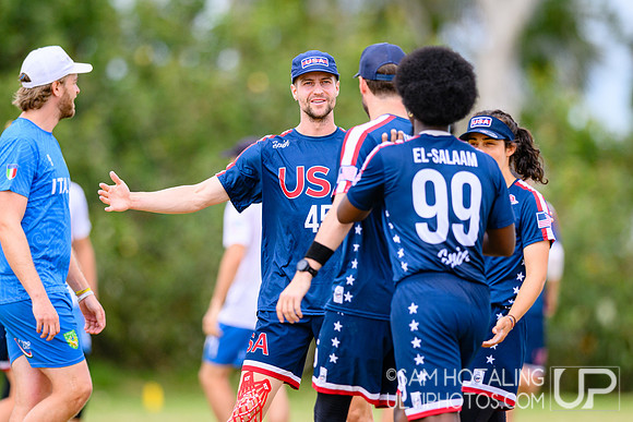 Mixed quarterfinals during World Ultimate Championships at Runaway Bay Sports Precinct