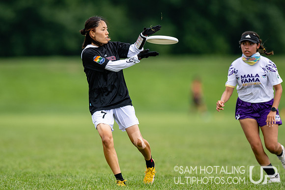 Malafama vs TOKYO Mavericks in pool play at World Ultimate Club Championships