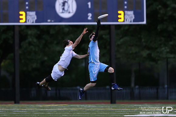 Boston Whitecaps vs New York Rumble--May 24, 2014