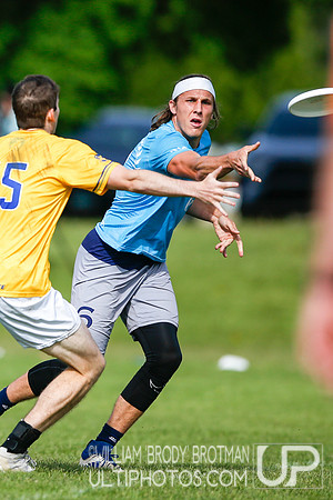 Day 2 of 2022 USA Ultimate D-I College Championships